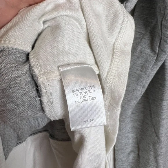 J.Jill Top Long Sleeve Gray Color Scoop Neck Size Knot Viscose Blouse - Picture 3 of 4